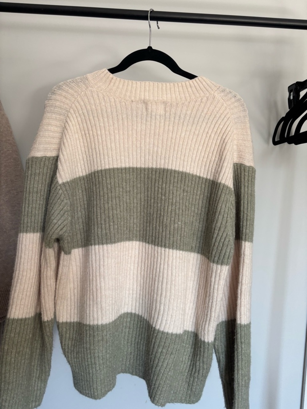 H&M Cream and Sage Striped Ribbed Crewneck Sweater - Picture 5 of 5